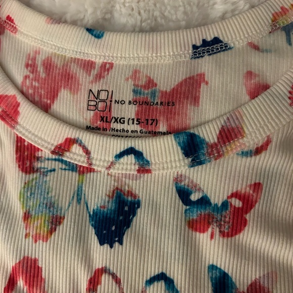 Lot of 7 used tops large and xl. - Picture 4 of 8